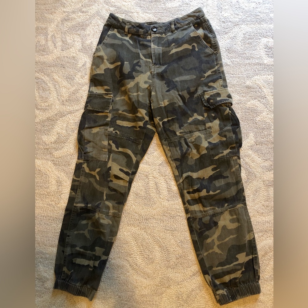Fashion Nova camo cargo joggers